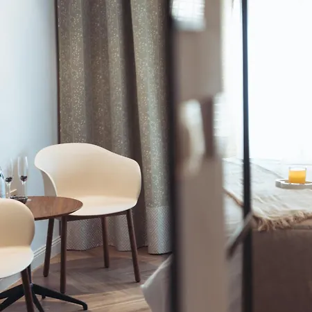 City Bay Studios Apartment