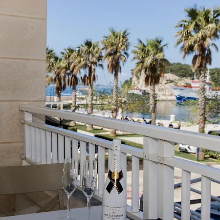 City Bay Studios Apartman