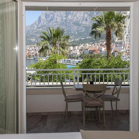 City Bay Studios Apartman