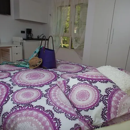 马卡尔斯卡城海湾公寓 马卡尔斯卡